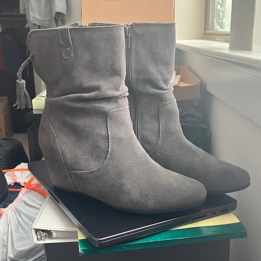 White Mountain Gray Suede Ankle Boots